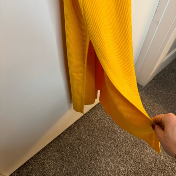 Midi Ribbed Orange Cutout Dress with Slit (Size: M) - Picture 5 of 6